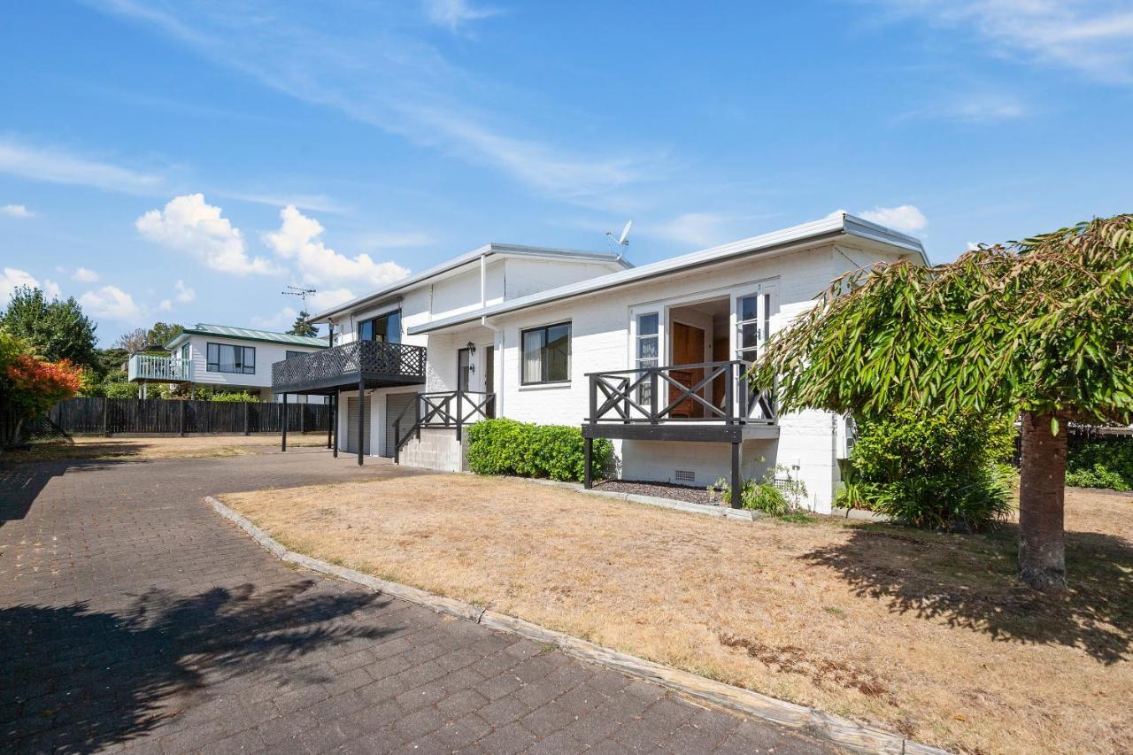 Lake Vista At Two Mile Bay- Taupo Central Home Extérieur photo