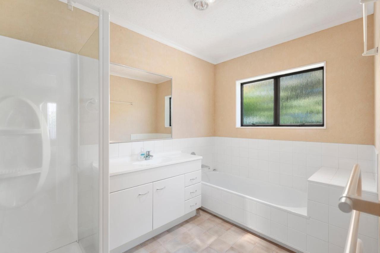 Lake Vista At Two Mile Bay- Taupo Central Home Extérieur photo