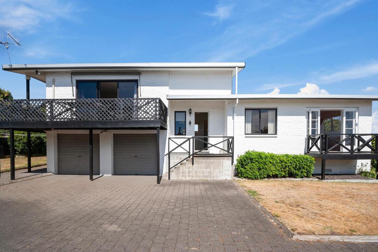 Lake Vista At Two Mile Bay- Taupo Central Home Extérieur photo
