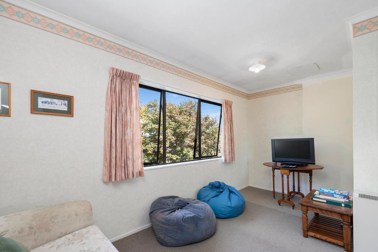 Lake Vista At Two Mile Bay- Taupo Central Home Extérieur photo