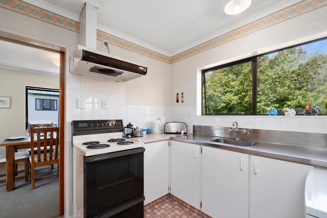 Lake Vista At Two Mile Bay- Taupo Central Home Extérieur photo
