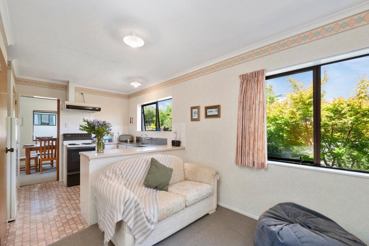 Lake Vista At Two Mile Bay- Taupo Central Home Extérieur photo